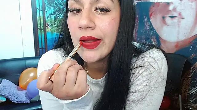 gigi gilt  online show from March 2026 04:40:02 PM