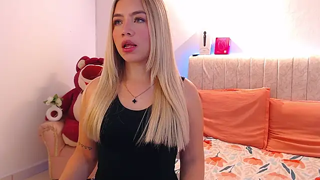  Tiffany1 online show from November 2025 05:58:02 PM