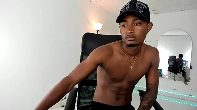 Snapshot of AbonySex69 chatting on December 2025 07:18:01 PM AbonySex69 online show from December 2025 07:18:01 PM