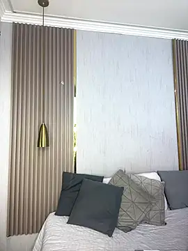 Skylar Smith  online show from December 2025 12:32:01 PM