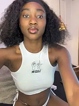 Skylar Smith  online show from March 2026 12:45:02 PM