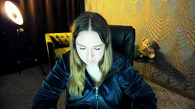 Snapshot of Sofii_darling chatting on April 2026 06:10:01 PM Sofii darling online show from April 2026 06:10:01 PM
