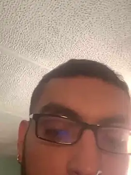 Snapshot of malek_xarx_ chatting on January 2026 04:54:02 PM malek xarx online show from January 2026 04:54:02 PM