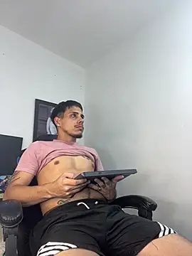 Luke Stone online show from April 2026 09:21:02 PM