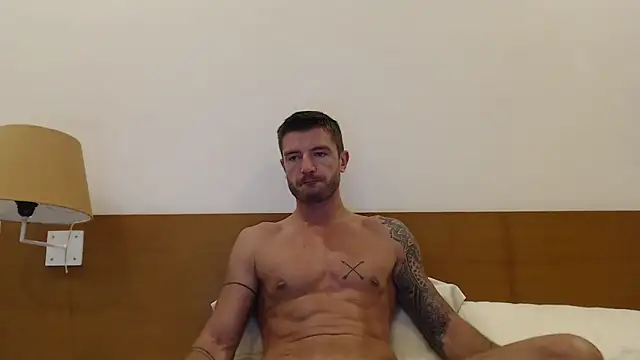 aleks hot1234 online show from April 2026 09:54:01 PM