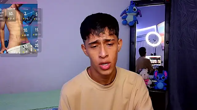 Snapshot of Danny_cute_05 chatting on October 2025 01:49:02 AM Danny cute 05 online show from October 2025 01:49:02 AM
