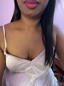 tamil Aarathi online show from February 2026 05:52:01 PM