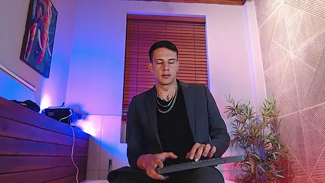 Dustin Sonne online show from March 2026 03:45:02 AM