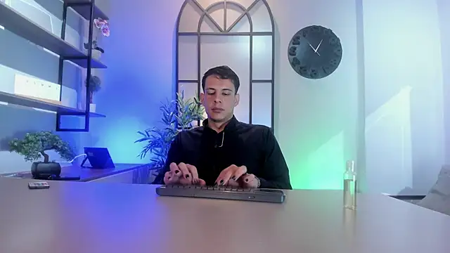 Snapshot of Dustin_Sonne chatting on July 2026 03:33:02 AM Dustin Sonne online show from July 2026 03:33:02 AM