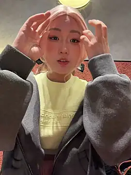 winter11 online show from November 2025 04:44:02 AM