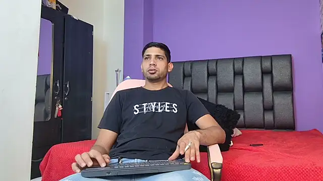 ashtoncooperr online show from September 2025 06:01:02 PM