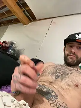 Snapshot of hue-g-rection chatting on March 2026 12:33:02 PM hue-g-rection online show from March 2026 12:33:02 PM