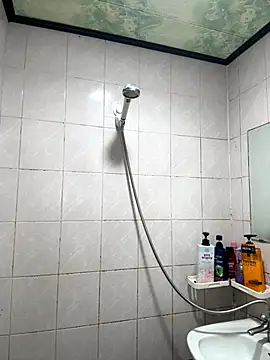 Snapshot of SongJinWoo007 chatting on December 2025 12:10:01 PM SongJinWoo007 online show from December 2025 12:10:01 PM