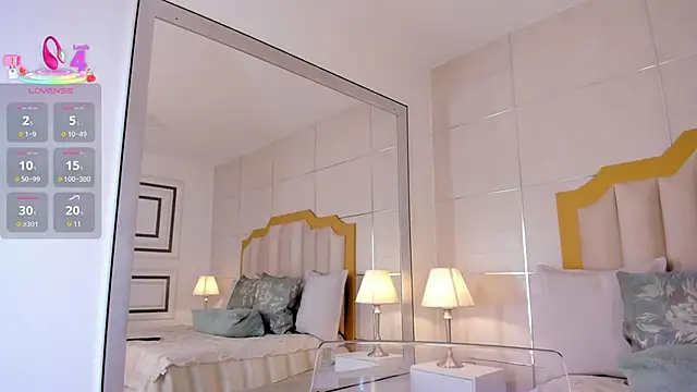 Snapshot of MaddieParker chatting on September 2025 07:06:02 PM MaddieParker online show from September 2025 07:06:02 PM