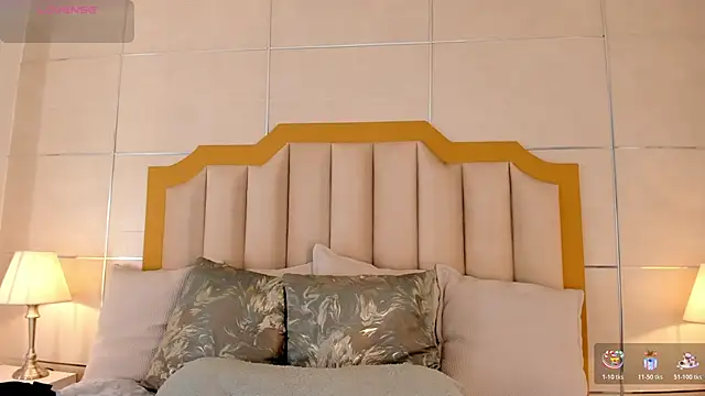 Snapshot of MaddieParker chatting on November 2025 07:38:01 PM MaddieParker online show from November 2025 07:38:01 PM