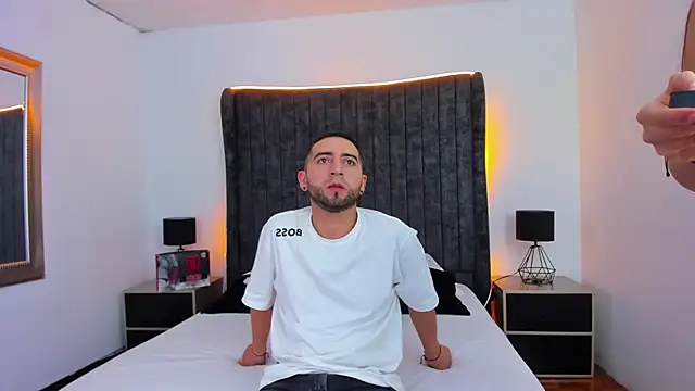 Lushian  online show from January 2026 05:28:02 PM