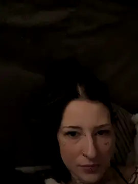 Snapshot of Seductively4_20 chatting on November 2025 10:37:01 AM Seductively4 20 online show from November 2025 10:37:01 AM