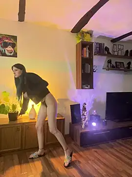 Seductively4 20 online show from February 2026 02:55:01 PM