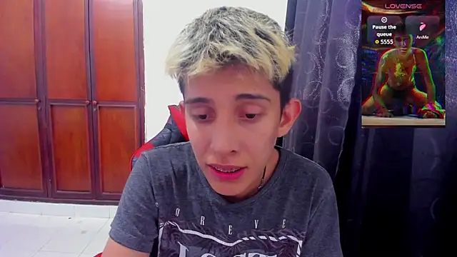 gomitaboy 1 online show from September 2025 08:30:02 PM