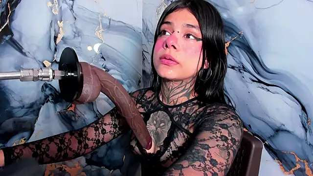 Emily Evo online show from September 2025 07:36:01 PM