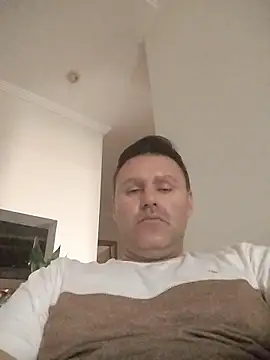 LeoMaduroSP online show from December 2025 06:24:02 PM