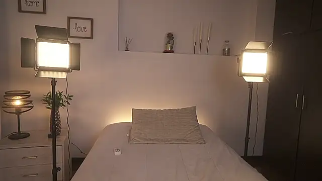 Snapshot of ximena_cortez_03 chatting on February 2026 12:03:01 AM ximena cortez 03 online show from February 2026 12:03:01 AM