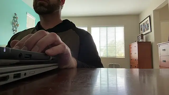 Snapshot of spongers1402 chatting on March 2026 09:42:02 PM spongers1402 online show from March 2026 09:42:02 PM