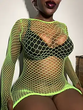 bustyblackebony online show from October 2025 06:09:01 AM