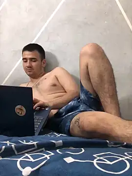 Cesar Augusto online show from November 2025 01:39:01 AM