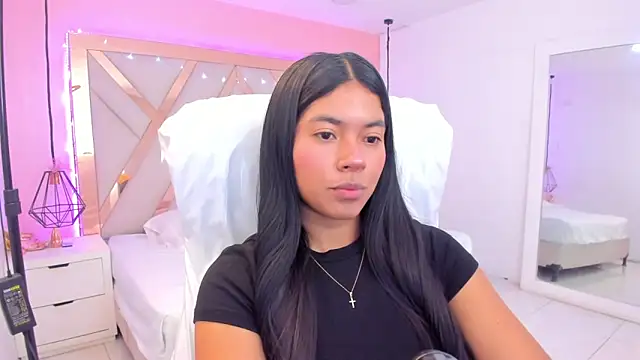 samantaa shy online show from February 2026 02:15:02 AM