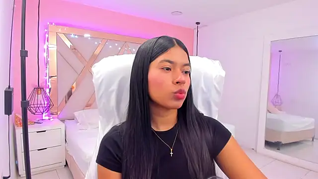 samantaa shy online show from April 2026 02:51:02 AM