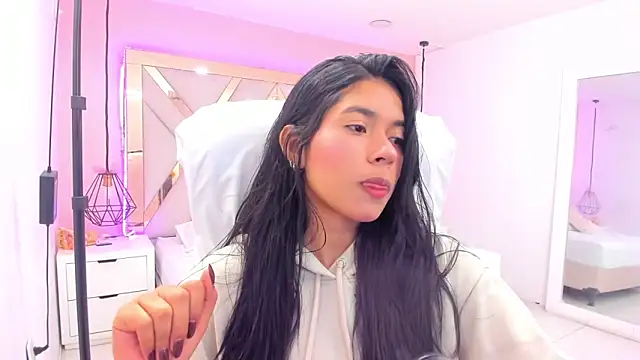 samantaa shy online show from April 2026 03:42:01 AM