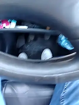 Snapshot of Yayo66 chatting on April 2026 12:43:01 PM Yayo66 online show from April 2026 12:43:01 PM