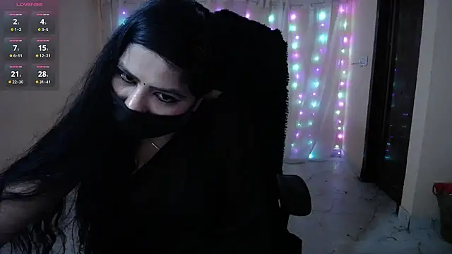 Divvya  online show from February 2026 06:58:01 PM