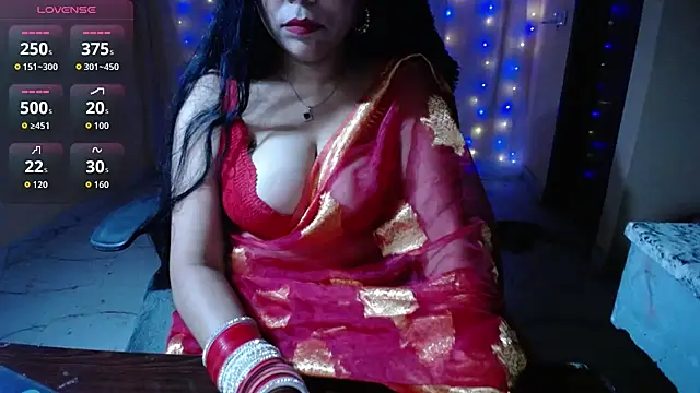 Divvya  online show from April 2026 06:41:01 PM