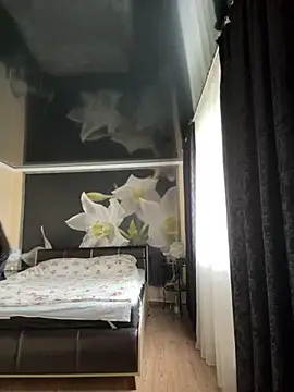 Liza Will online show from November 2025 06:25:02 AM