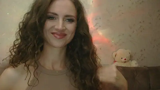 Amber Carrol online show from November 2025 05:23:01 PM