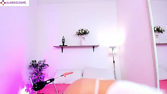 Snapshot of AlahiaSloane chatting on September 2025 11:24:02 AM AlahiaSloane online show from September 2025 11:24:02 AM