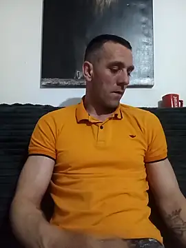 Snapshot of YzabellFabioo chatting on April 2026 08:14:02 PM YzabellFabioo online show from April 2026 08:14:02 PM