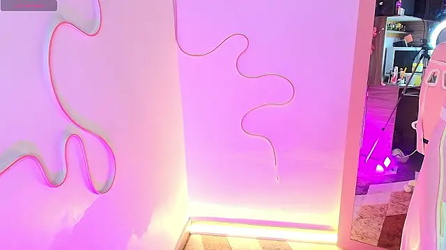 Stepha babe online show from March 2026 05:11:01 AM