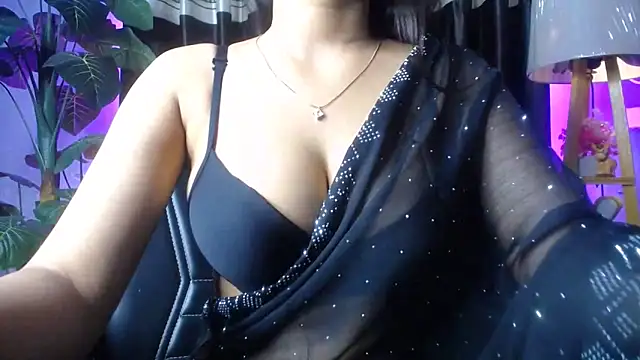 Snapshot of kiara_1122 chatting on May 2026 09:21:02 PM kiara 1122 online show from May 2026 09:21:02 PM