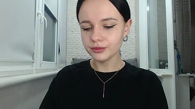 Blair Yates online show from November 2025 04:57:01 AM