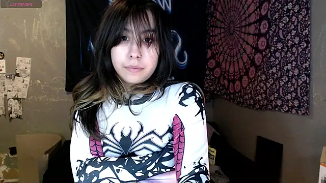 London Ray online show from October 2025 06:44:02 AM