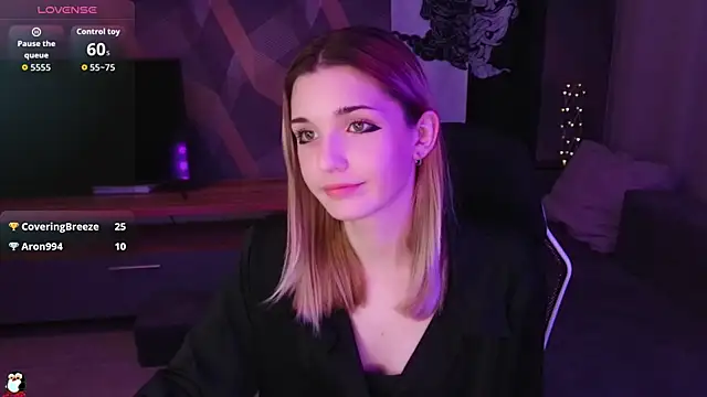 Snapshot of Sandy_Belle chatting on September 2025 06:07:01 PM Sandy Belle online show from September 2025 06:07:01 PM