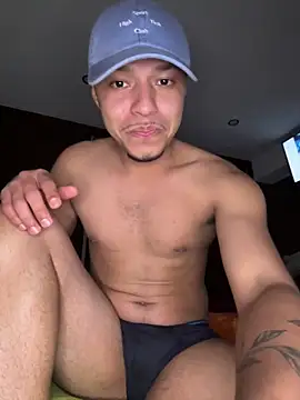 Mlkrrp online show from November 2025 01:06:01 AM