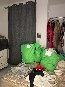 Nia Desire online show from January 2026 06:18:02 AM