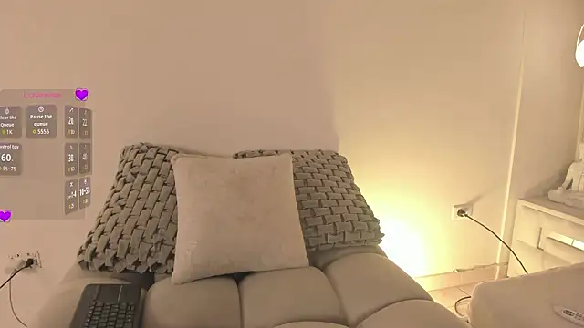 Snapshot of im_kasumi chatting on February 2026 12:23:02 PM im kasumi online show from February 2026 12:23:02 PM