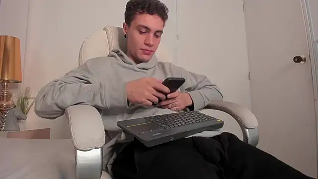 dark sun302 online show from September 2025 08:52:02 PM