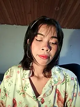 Snapshot of dolliette24 chatting on June 2026 03:12:02 AM dolliette24 online show from June 2026 03:12:02 AM
