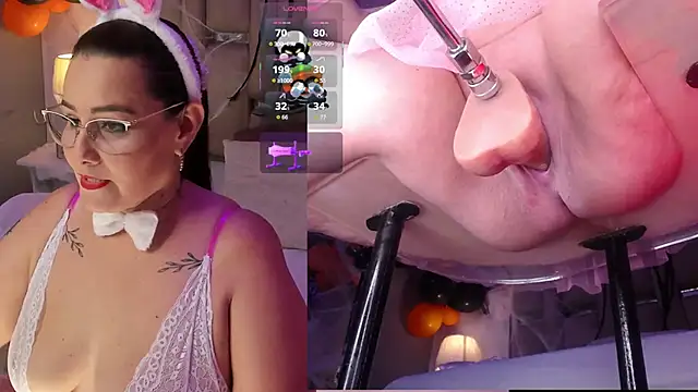 ErikaMontiel   online show from October 2025 08:18:02 PM